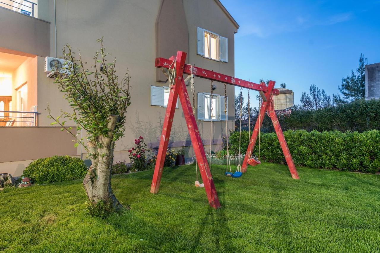 Apartmants Ivana & Toni Privlaka  Exterior foto